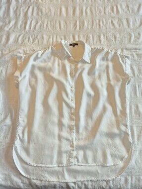Quince women's size Small white Vintage Wash Tencel Camp Shirt EUC